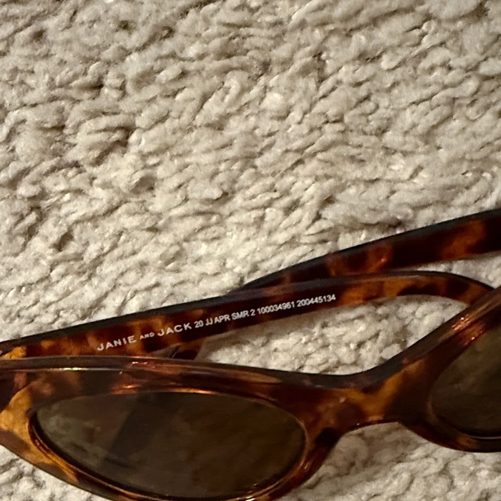 Set of Three Stylish Sunglasses for little girls